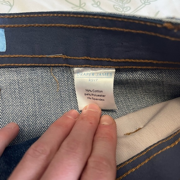 Draper James 2-Pocket Denim Skirt, size 2, NWOT - Picture 7 of 10